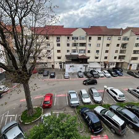 Apartament Victoria Leilighet Târgu Jiu Eksteriør bilde
