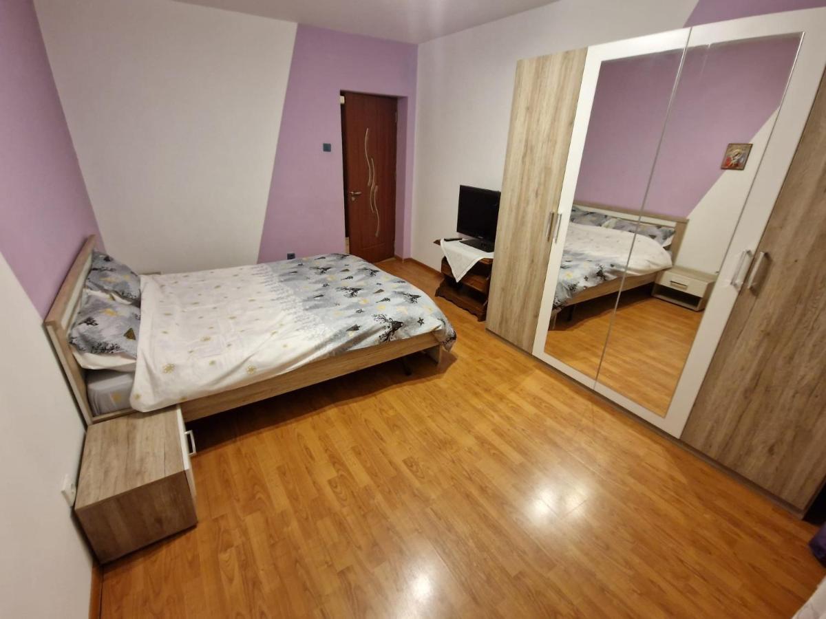 Apartament Victoria Leilighet Târgu Jiu Eksteriør bilde