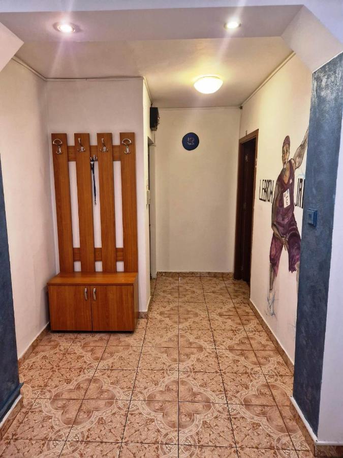 Apartament Victoria Leilighet Târgu Jiu Eksteriør bilde