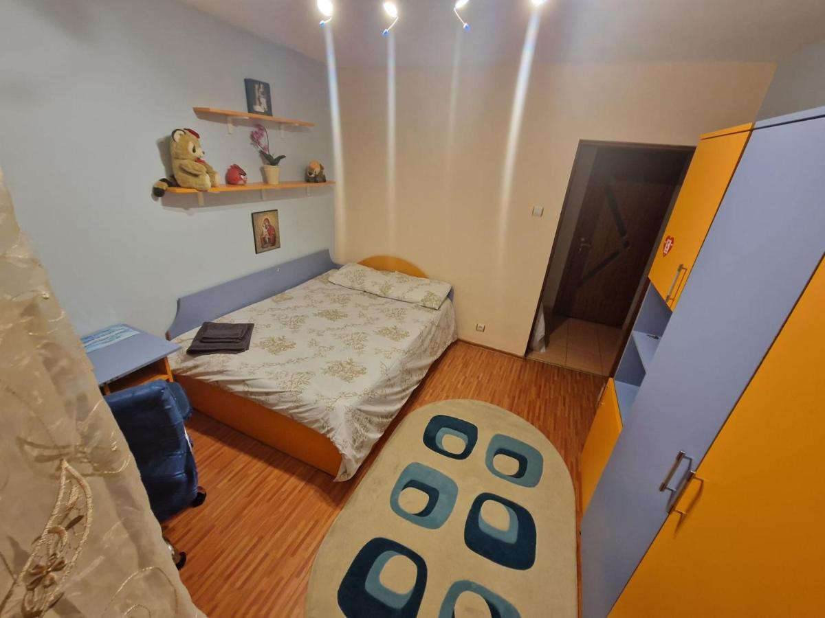 Apartament Victoria Leilighet Târgu Jiu Eksteriør bilde