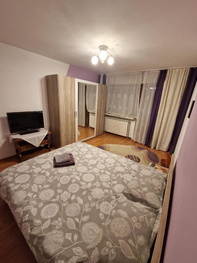Apartament Victoria Leilighet Târgu Jiu Eksteriør bilde